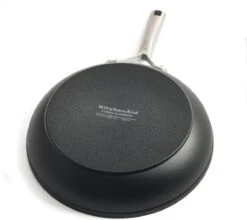 KitchenAid Hard Geanodiseerd Aluminium Koekenpannenset ø20+24+28cm - Zwart - Inductie -Pot Bevordering 1200x1069 3