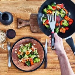 Tefal Unlimited Wokpan - Ø 28 Cm -Pot Bevordering 1200x1198 5