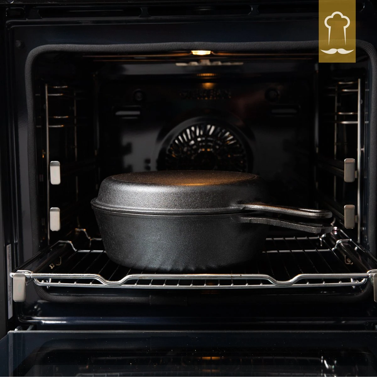 Chefarone Gietijzeren Pan - 2-in-1 Braadpan Inclusief Deksel - Geschikt Voor Alle Warmtebronnen 10 Chefarone Gietijzeren Pan - 2-in-1 Braadpan Inclusief Deksel - Geschikt Voor Alle Warmtebronnen - Afbeelding 8