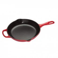 Le Creuset - Gietijzeren Ronde Skillet In Kersenrood 23cm -Pot Bevordering 1200x1200 1319