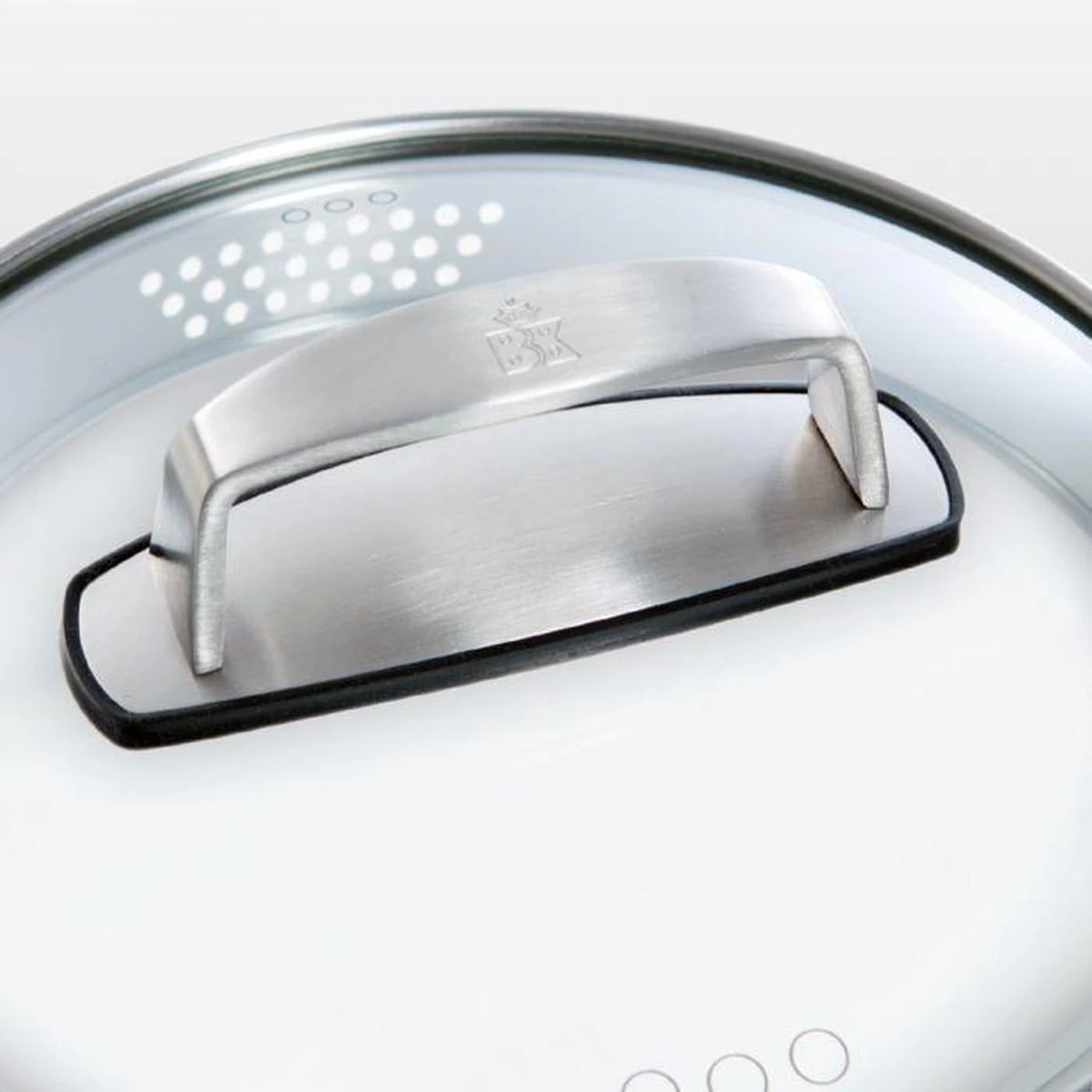 BK Premium+ Pannenset - 9-delig - Veilig Afgietsysteem - Inductie 6 BK Premium+ Pannenset - 9-delig - Veilig Afgietsysteem - Inductie - Afbeelding 4