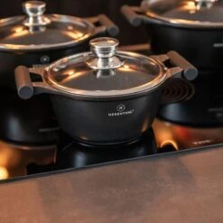 Herenthal Inductie Pannenset - Luxe 10-delige Koekenpanset - Voor Alle Warmtebronnen - Met Glazen Deksels En Koudgrepen - Zwart 17 Herenthal Inductie Pannenset - Luxe 10-delige Koekenpanset - Voor Alle Warmtebronnen - Met Glazen Deksels En Koudgrepen - Zwart -Pot Bevordering 1200x1200 162
