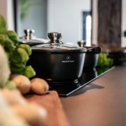 Herenthal Inductie Pannenset - Luxe 10-delige Koekenpanset - Voor Alle Warmtebronnen - Met Glazen Deksels En Koudgrepen - Zwart 18 Herenthal Inductie Pannenset - Luxe 10-delige Koekenpanset - Voor Alle Warmtebronnen - Met Glazen Deksels En Koudgrepen - Zwart -Pot Bevordering 1200x1200 163