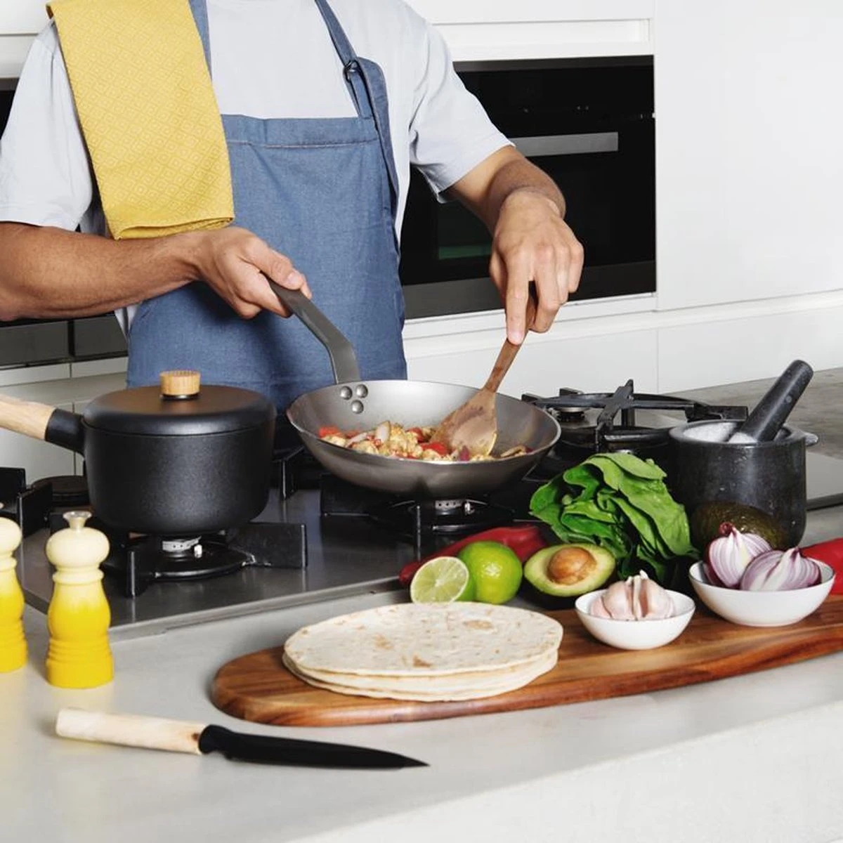 DeBuyer Mineral B Element Koekenpan - Zilver - Rond - Ø 28 Cm 6 DeBuyer Mineral B Element Koekenpan - Zilver - Rond - Ø 28 Cm - Afbeelding 4