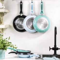 VitaVerde Expert Koekenpannenset Ø 24cm + Ø 28cm - Zwart - Inductie - PFAS-vrij 16 VitaVerde Expert Koekenpannenset Ø 24cm + Ø 28cm - Zwart - Inductie - PFAS-vrij -Pot Bevordering 1200x1200 548