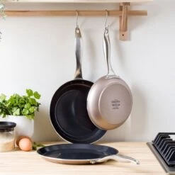 GreenPan Koekenpan - Royal Bronze - ø 20 Cm - Keramische Anti-aanbaklaag 11 GreenPan Koekenpan - Royal Bronze - ø 20 Cm - Keramische Anti-aanbaklaag -Pot Bevordering 1200x1200 561