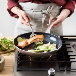 GreenPan Koekenpan - Royal Bronze - ø 20 Cm - Keramische Anti-aanbaklaag 13 GreenPan Koekenpan - Royal Bronze - ø 20 Cm - Keramische Anti-aanbaklaag -Pot Bevordering 1200x1200 563