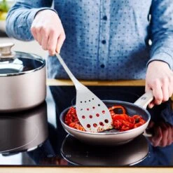 GreenPan Cambridge Koekenpan 30cm - Brons - Inductie - PFAS-vrij 29 GreenPan Cambridge Koekenpan 30cm - Brons - Inductie - PFAS-vrij -Pot Bevordering 1200x1200 626