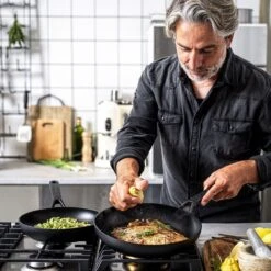 Greenpan KitchenAid Classic Aluminium Koekenpannenset 2-delig ø20+28cm - Zwart - Inductie 17 Greenpan KitchenAid Classic Aluminium Koekenpannenset 2-delig ø20+28cm - Zwart - Inductie -Pot Bevordering 1200x1200 725