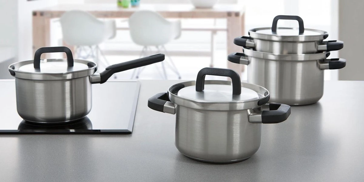 BK Flow Cool Pannenset - 4-delig – RVS Deksels - Veilig Afgietsysteem - Geschikt Voor Alle Warmtebronnen 18 BK Flow Cool Pannenset - 4-delig – RVS Deksels - Veilig Afgietsysteem - Geschikt Voor Alle Warmtebronnen - Afbeelding 16