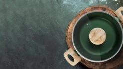 Forest, Braadpan Met Deksel – Ø 16 Cm – 100% Gerecycled Aluminium – Geschikt Voor Alle Warmtebronnen - Duurzame Pan – PFOA Vrij – Sudderpan – Stoofpan – 2.5 L 12 Forest, Braadpan Met Deksel – Ø 16 Cm – 100% Gerecycled Aluminium – Geschikt Voor Alle Warmtebronnen - Duurzame Pan – PFOA Vrij – Sudderpan – Stoofpan – 2.5 L -Pot Bevordering 1200x675 28