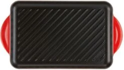 Le Creuset - Gietijzeren Grillplaat - 32x22cm - Kersenrood 13 Le Creuset - Gietijzeren Grillplaat - 32x22cm - Kersenrood -Pot Bevordering 1200x685 3