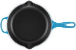 Le Creuset - Gietijzeren Ronde Skillet In Azure 23cm 8 Le Creuset - Gietijzeren Ronde Skillet In Azure 23cm -Pot Bevordering 1200x798 1
