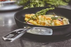 Demeyere Alu Pro Dura Glide Koekenpan - Ø 24 & Ø 28cm - Titanium -Pot Bevordering 1200x799 29