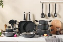 Royal Swiss® - 33-delige Pannenset Inductie - Pannensets - Afneembare Handgreep - Glazen Deksel - Geschikt Voor Oven - PFAS-vrij 7 Royal Swiss® - 33-delige Pannenset Inductie - Pannensets - Afneembare Handgreep - Glazen Deksel - Geschikt Voor Oven - PFAS-vrij -Pot Bevordering 1200x800 30