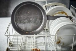 Demeyere Alu Classico 3 Koekenpan - Duraslide - Set 24 Cm + 28 Cm 14 Demeyere Alu Classico 3 Koekenpan - Duraslide - Set 24 Cm + 28 Cm -Pot Bevordering 1200x800 63