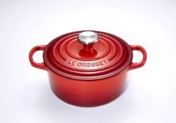 Le Creuset Signature Braadpan - 4,2 L - 24 Cm - Kersenrood 23 Le Creuset Signature Braadpan - 4,2 L - 24 Cm - Kersenrood -Pot Bevordering 1200x839 1