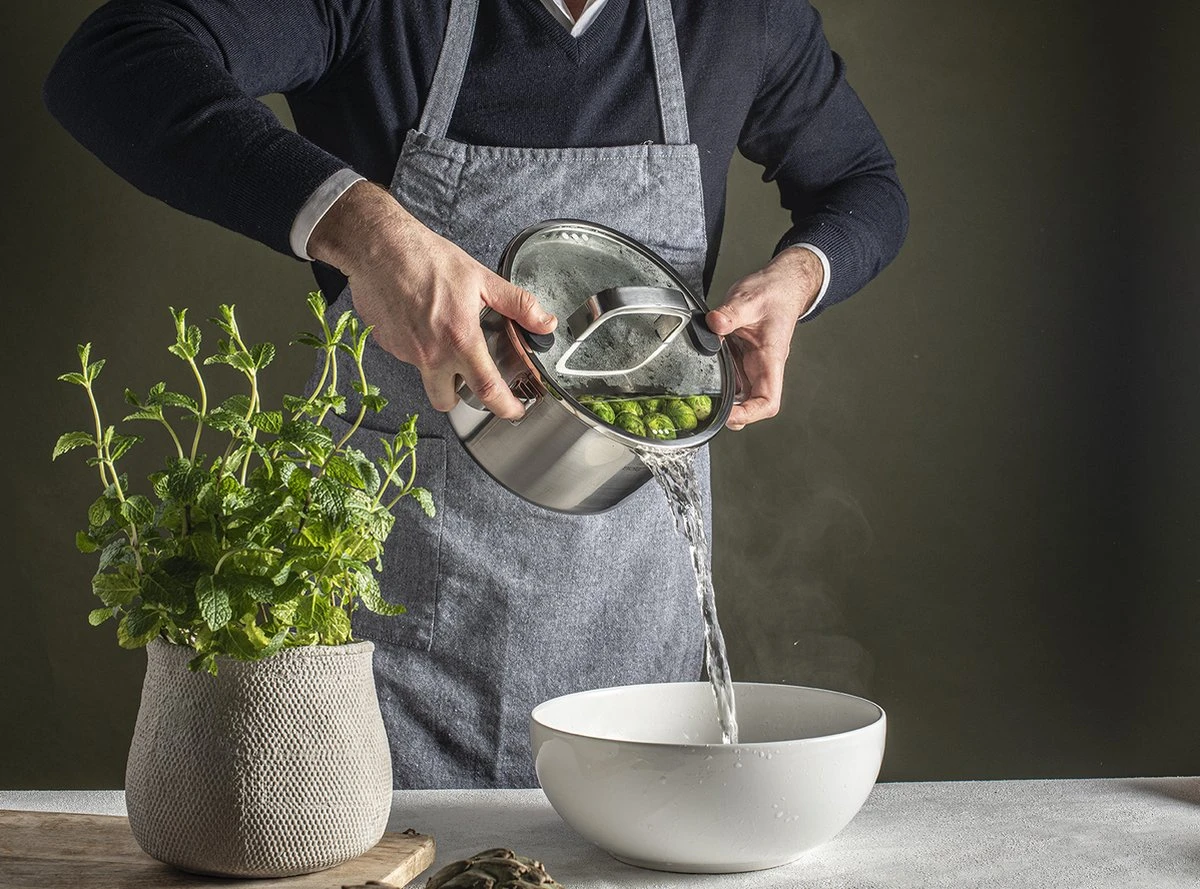 Sola Pannenset Juvia - 4 Delig - Ø 16,16,18,20 Cm - Zilver - RVS - Sandwichbodem 16 Sola Pannenset Juvia - 4 Delig - Ø 16,16,18,20 Cm - Zilver - RVS - Sandwichbodem - Afbeelding 14