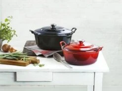 Le Creuset Braadpan Faitout Tradition Kersenrood - ø 24 Cm / 3 Liter 17 Le Creuset Braadpan Faitout Tradition Kersenrood - ø 24 Cm / 3 Liter -Pot Bevordering 1200x898 8