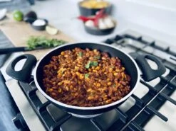 Sysas - Braadpan Met Deksel - Ø 28cm 17 Sysas - Braadpan Met Deksel - Ø 28cm -Pot Bevordering 1200x899 25