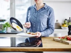 GreenPan Cambridge Hapjespan Met Deksel 28cm - Brons - Inductie - PFAS-vrij 17 GreenPan Cambridge Hapjespan Met Deksel 28cm - Brons - Inductie - PFAS-vrij -Pot Bevordering 1200x899 31