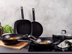 Gero Erik Wok Ø 28 Cm - Aluminium - Inductie - PFAS-vrij 8 Gero Erik Wok Ø 28 Cm - Aluminium - Inductie - PFAS-vrij -Pot Bevordering 1200x900 24