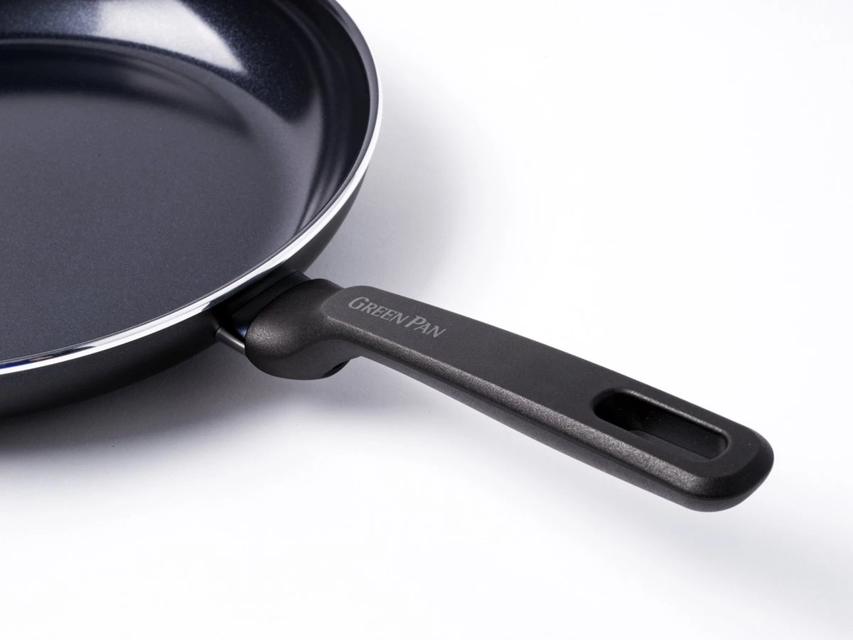 GreenPan Memphis Koekenpannenset - 3-delig - Zwart - Inductie - PFAS-vrij 6 GreenPan Memphis Koekenpannenset - 3-delig - Zwart - Inductie - PFAS-vrij - Afbeelding 4