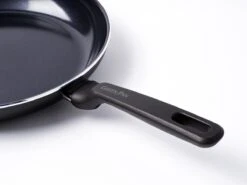 GreenPan Memphis Keramische Koekenpannenset - Ø24 + Ø28 Cm - PFAS-vrij 25 GreenPan Memphis Keramische Koekenpannenset - Ø24 + Ø28 Cm - PFAS-vrij -Pot Bevordering 1200x900 45