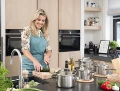 Sola Pannenset Juvia - 4 Delig - Ø 16,16,18,20 Cm - Zilver - RVS - Sandwichbodem 28 Sola Pannenset Juvia - 4 Delig - Ø 16,16,18,20 Cm - Zilver - RVS - Sandwichbodem -Pot Bevordering 1200x906