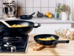 BK Easy Induction Ceramic Koekenpan - Ø28 Cm - PFAS-vrij -Pot Bevordering 1200x907 3