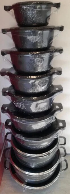 Royalty Line - Marble Soep/braadpan - Met Glazen Deksel Zwart - 24 CM. RL-BS24ML 30 Royalty Line - Marble Soep/braadpan - Met Glazen Deksel Zwart - 24 CM. RL-BS24ML -Pot Bevordering 438x1200