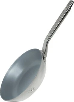 Saveur Selects Voyage Series - Triply RVS Koekenpan Inductie - 20cm - Anti Aanbak - Levenslange Garantie 12 Saveur Selects Voyage Series - Triply RVS Koekenpan Inductie - 20cm - Anti Aanbak - Levenslange Garantie -Pot Bevordering 869x1200 1