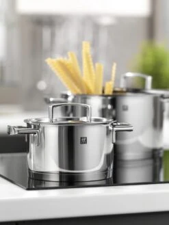 Zwilling Passion - Pannenset - 5-Delig 21 Zwilling Passion - Pannenset - 5-Delig -Pot Bevordering 900x1200 1